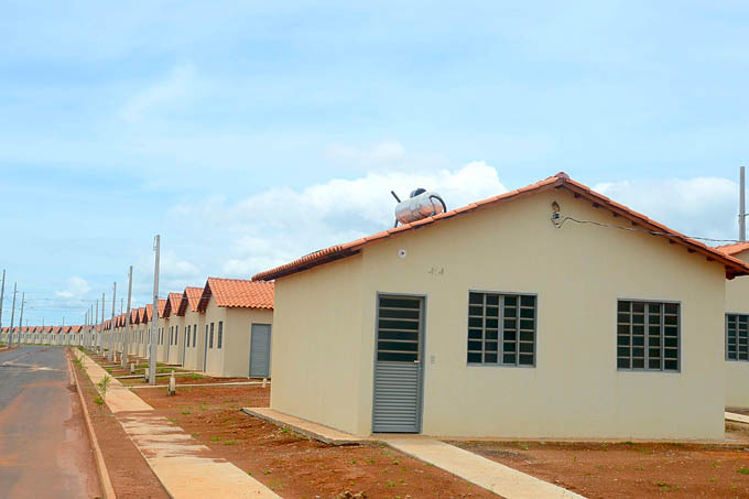 O residencial conta com infraestrutura interna com vias pavimentadas, abastecimento de água e rede coletora de esgoto, drenagem, energia elétrica e iluminação pública. As famílias beneficiadas também serão atendidas com uma escola e uma Unidade Básica de Saúde (UBS)