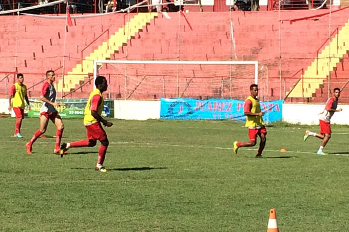 Graças ao apoio de toda a comunidade teofilotonense, o América tem conseguido se manter vivo na competição do Módulo II do Campeonato Mineiro