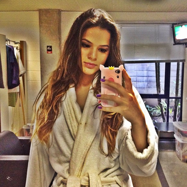Bruna Marquezine recusa proposta de R$ 70 mil do Tinder