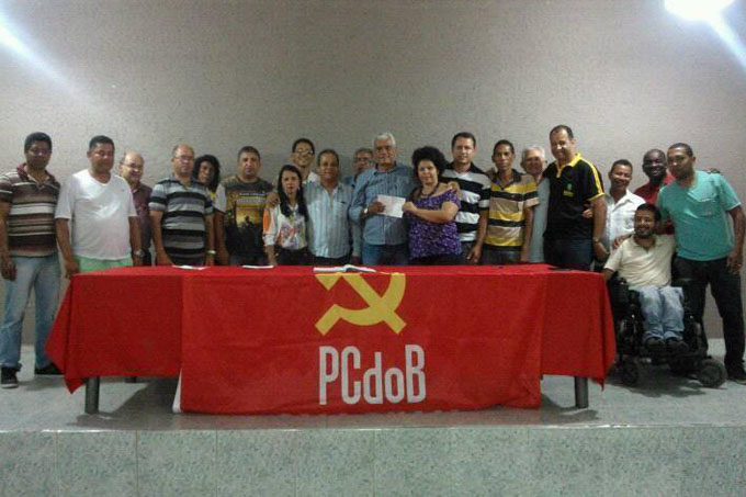 Em festa, Edson Soares é recebido pelos correligionários locais do PCdoB