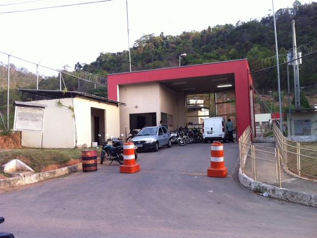 Motim no presídio de Fabriciano foi registrado nesta terça-feira (3) (Foto: Welington Silveira / Inter Tv dos Vales)