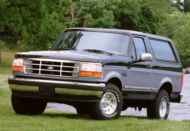 Ford Bronco – descontinuado em 1996