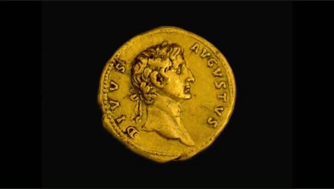 Moeda de quase 2.000 anos foi cunhado com o rosto do imperador Otávio Augusto - Foto: Reprodução/ Facebook Israel Antiquities Authority