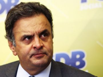 Senador Aécio Neves (PSDB-MG), durante entrevista coletiva, em Brasília (DF) (Adriano Machado/Reuters)