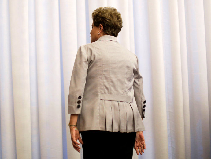 Para um conjunto de economistas, caso o Senado confirme a saída da presidente afastada, a confiança de investidores externos tende a crescer - e a confiança no quadro político é o elemento que falta para a injeção de recursos no país, que já tem títulos e ações com rentabilidade bastante atrativa (Ueslei Marcelino/Reuters)