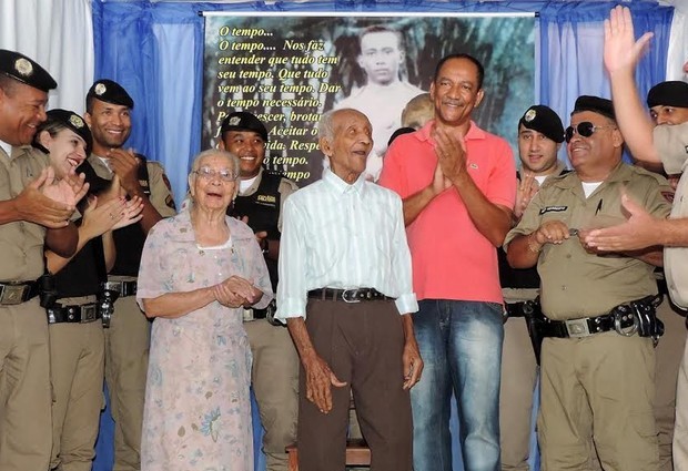 Militar mais antigo de Minas Gerais é homenageado em Manga (Foto: Divulgação/PMMG)