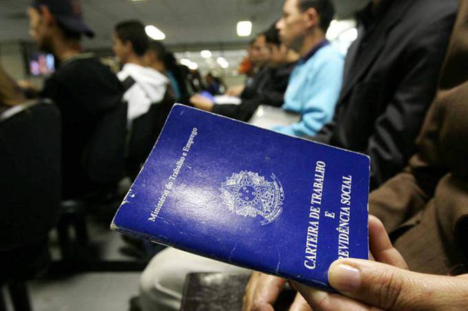 IBGE apresentou novos indicadores de trabalho nesta quinta-feira (Agência Estado/Pessoas desocupadas ou subocupadas somam 16,4 milhões no país)