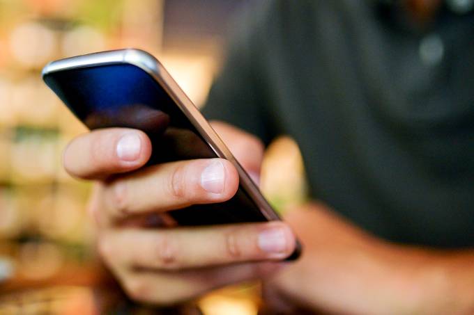 Estudo indica que 24% dos homens se dizem preocupados com a popularidade se recebem poucos likes, contra 17% das mulheres