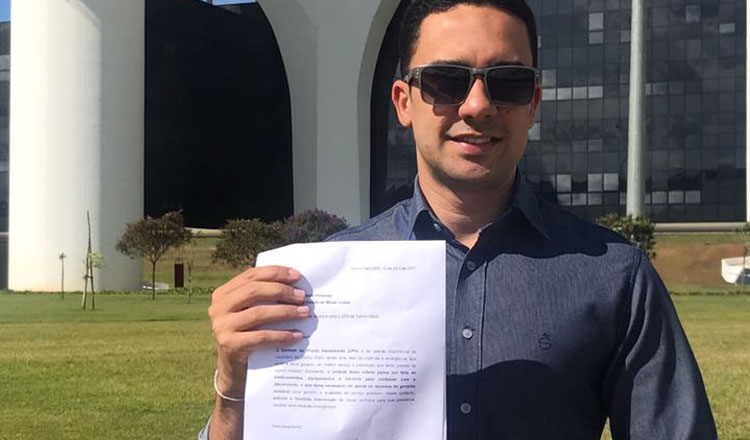 O ex-vereador Thalles Contão esteve neste mês em BH e, ao visitar a cidade administrativa do Governo de Minas, requereu um aporte de recursos para a UPA de Teófilo Otoni (foto: Divulgação)