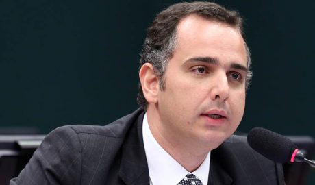 O deputado federal Rodrigo Pacheco (PMDB) costura um namoro com o PSDB no Estado (foto: SECOM Câmara)